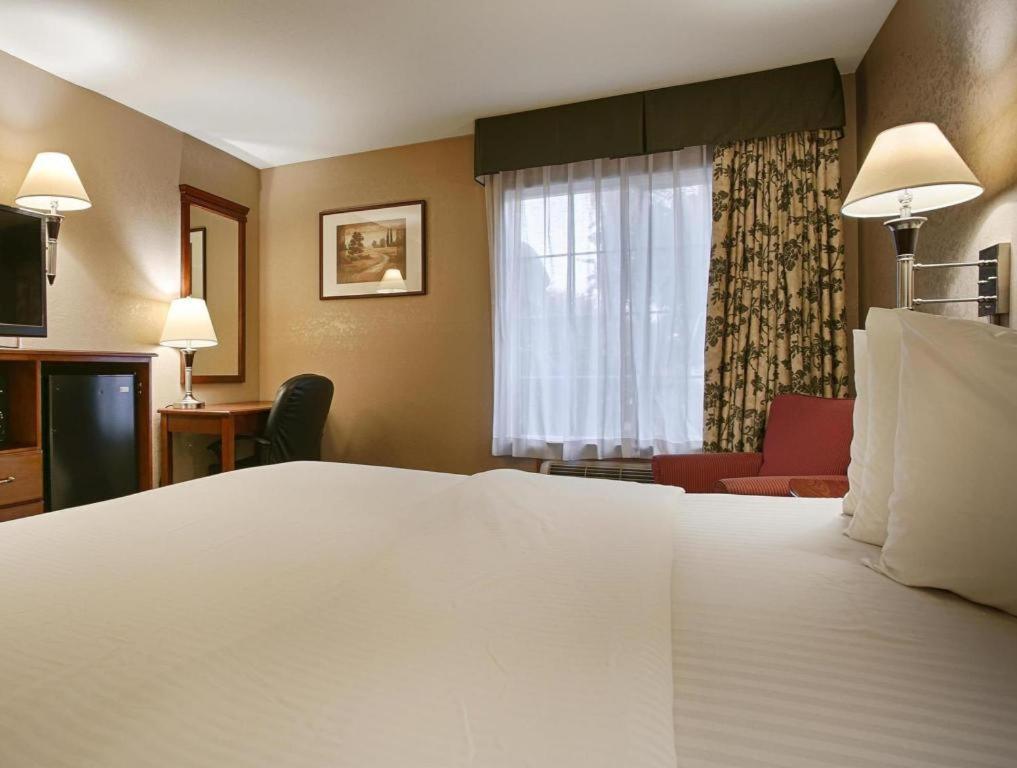 Best Western Galt Inn Exterior photo